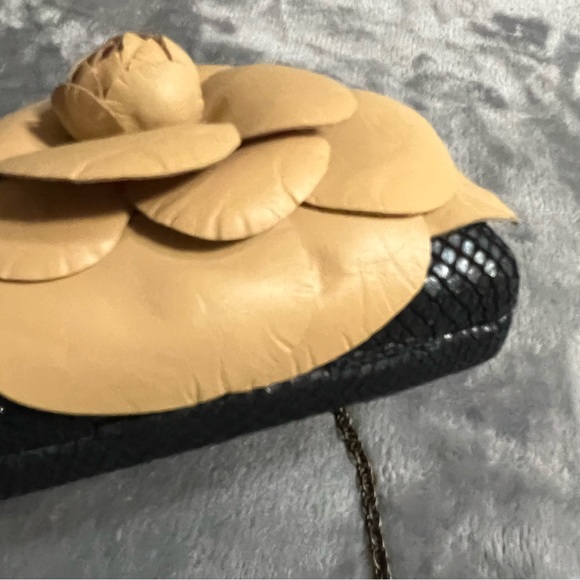 Serpui Maria Clutch with Large Leather Flower 6 x 5 x 2 Black and Cream - Picture 6 of 16